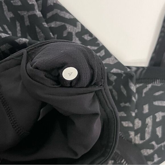 Lululemon Running In The City 7/8 Tight Full-On Luxtreme - Picture 12 of 16